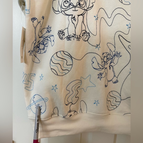 Disney Stitch All Over Print Hoodie XL NWT – See Flaw - Picture 10 of 14